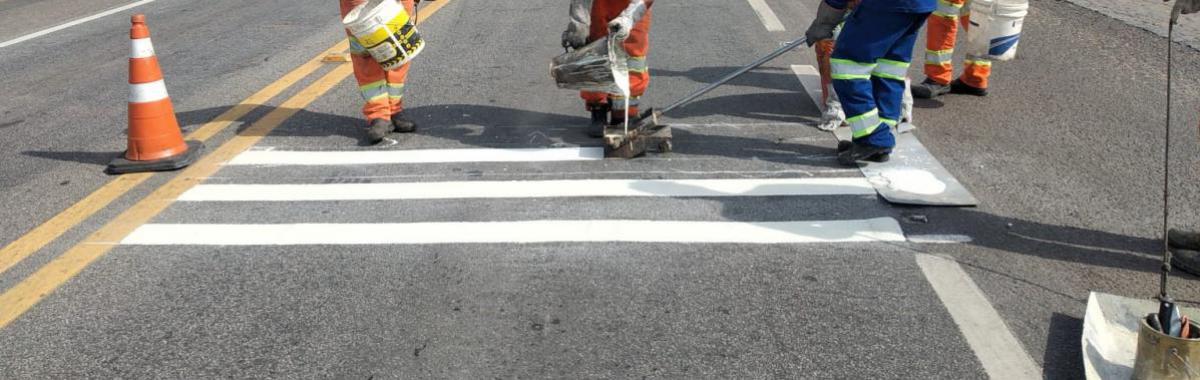 Equipamento para pintura de rodovias